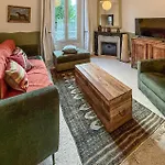 Holiday home Charmante Maison De Chantilly