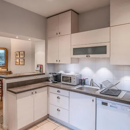 Charmante Maison De Chantilly